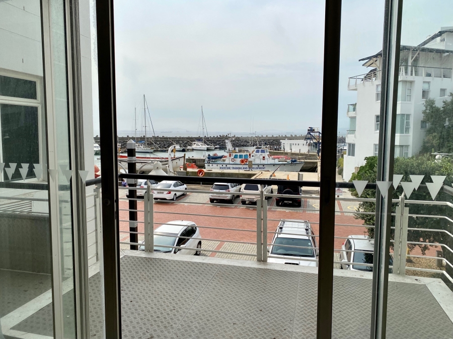 To Let Commercial Property for Rent in Mouille Point Western Cape